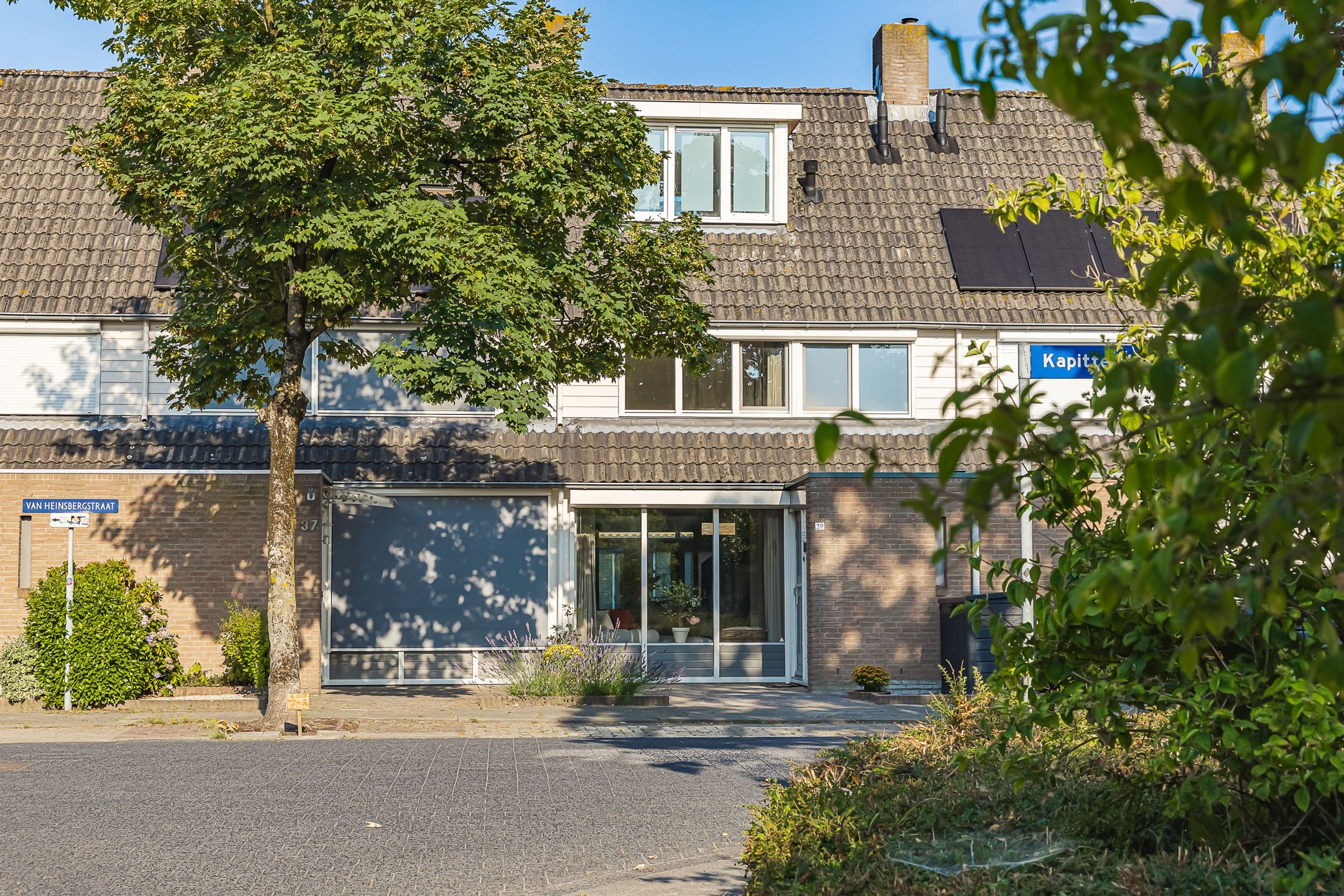 Photo 6 of van Heinsbergstraat 39