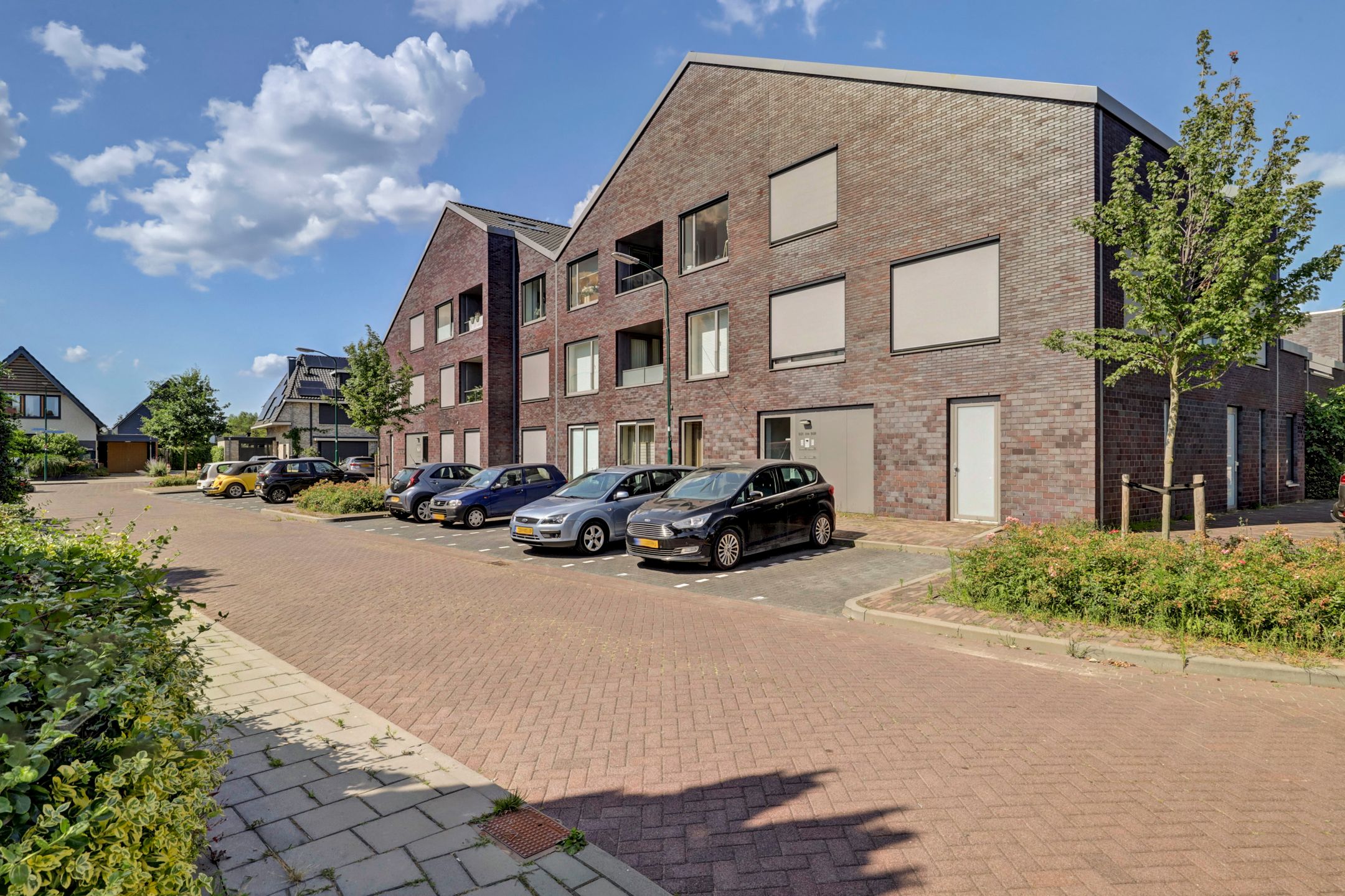 Foto 33 van Marijkelaan 9-06