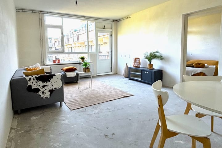 Photo 4 of Papendrechtstraat 77