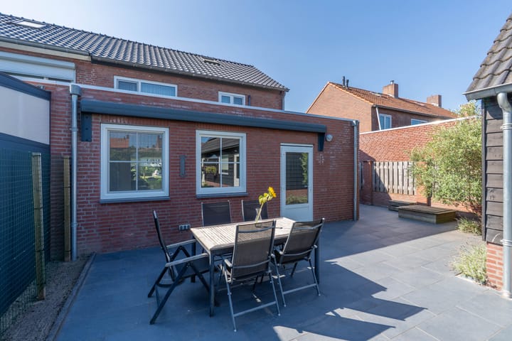 Hoekwoning te koop: Theobaldusweg 49, Overloon