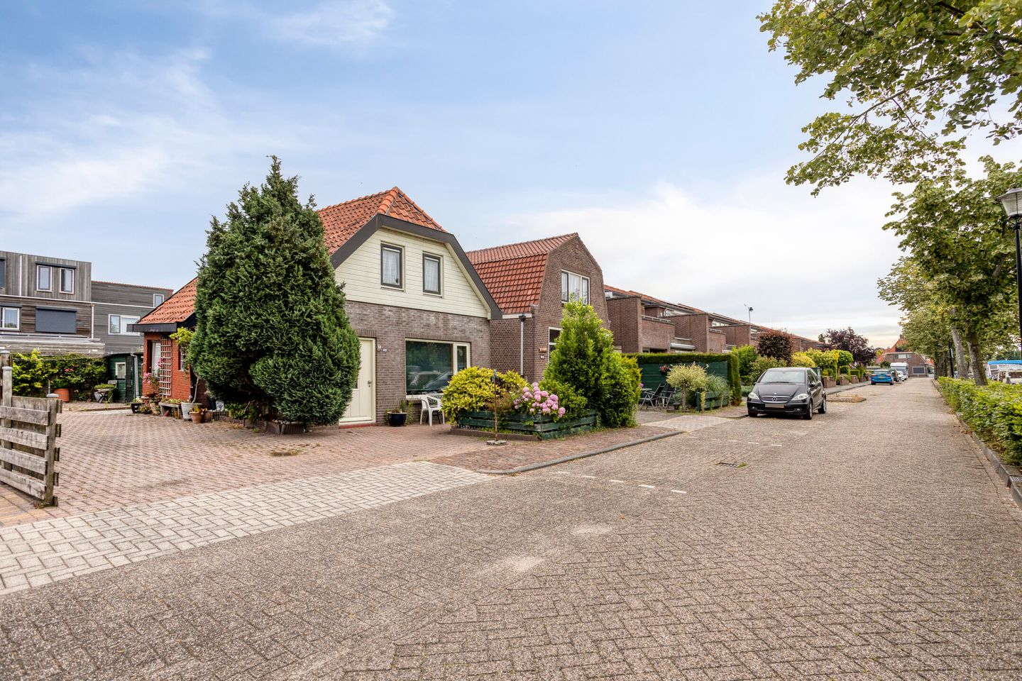 Photo 1 of Westeinde 30