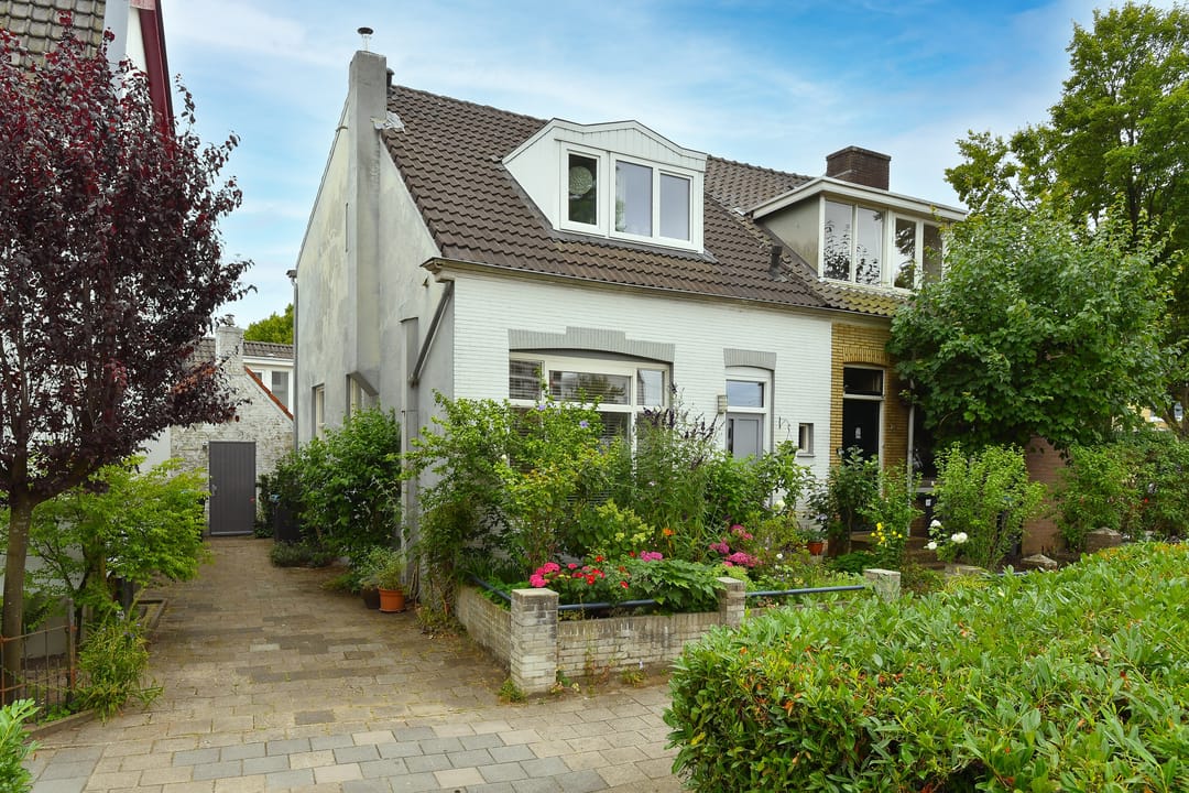 Photo 1 of Brugweg 21