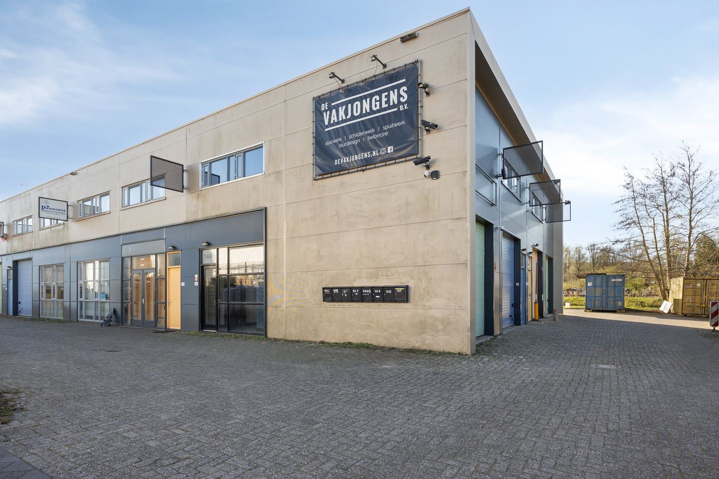 Bekijk foto 2 van Van IJsendijkstraat 144-Q