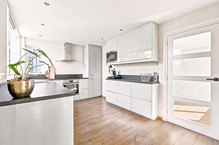 Twee-onder-één-kap te koop: Asselsestraat 160, Apeldoorn