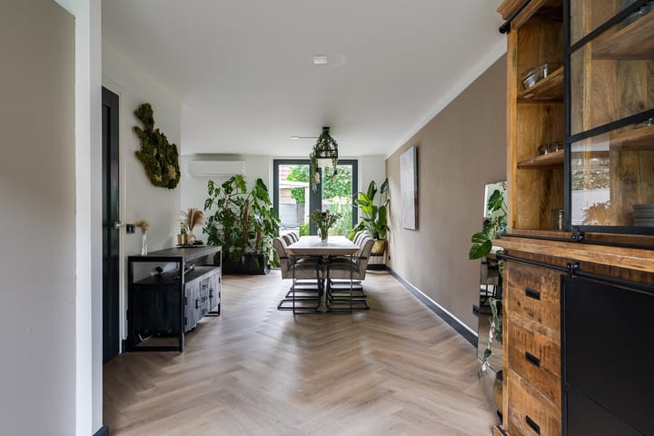 Tussenwoning te koop: Rijnlaan 169, Helmond