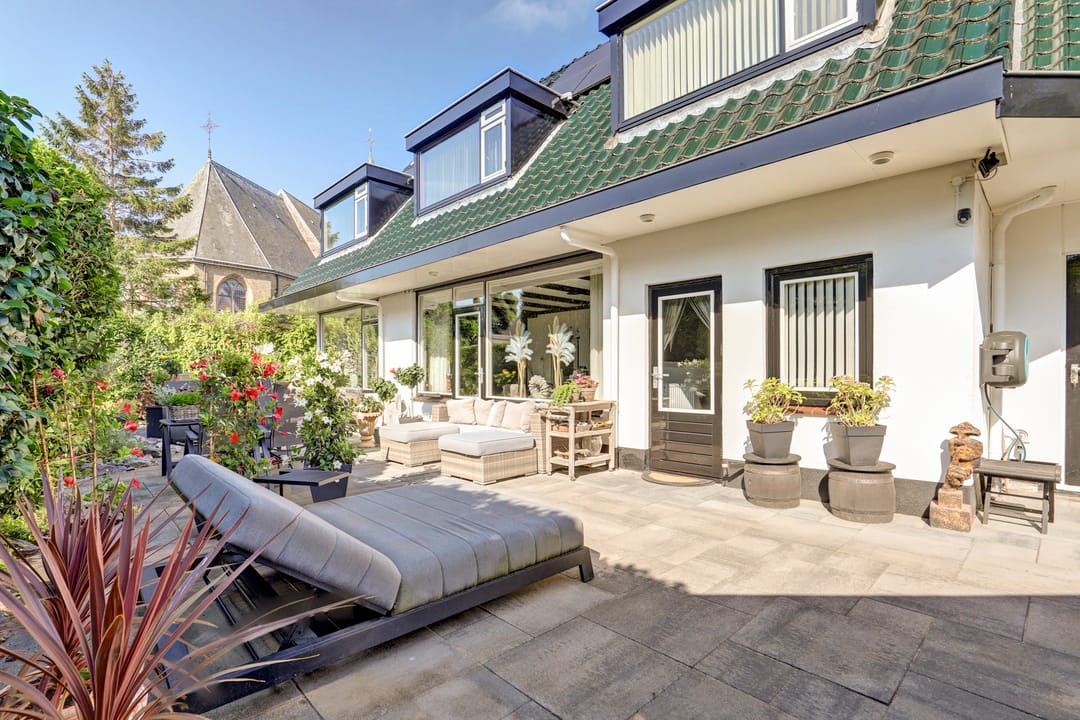 Foto 2 van Kerkplein 10