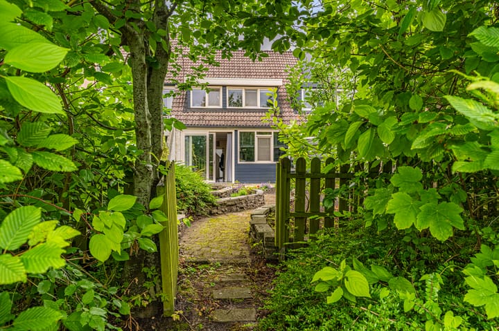 Tussenwoning te koop: Egge 12, Delfzijl