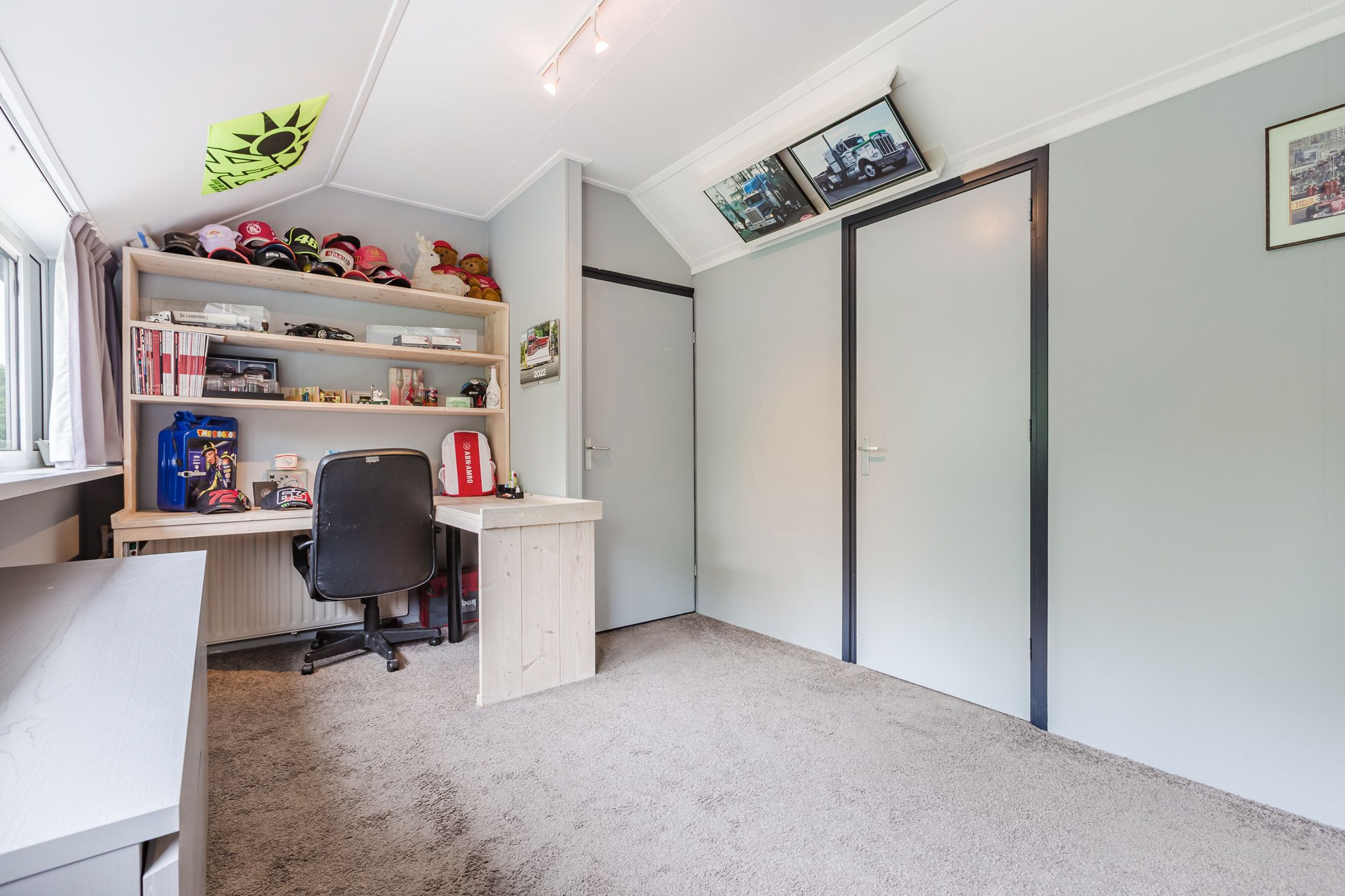 Photo 42 of Vronen 60