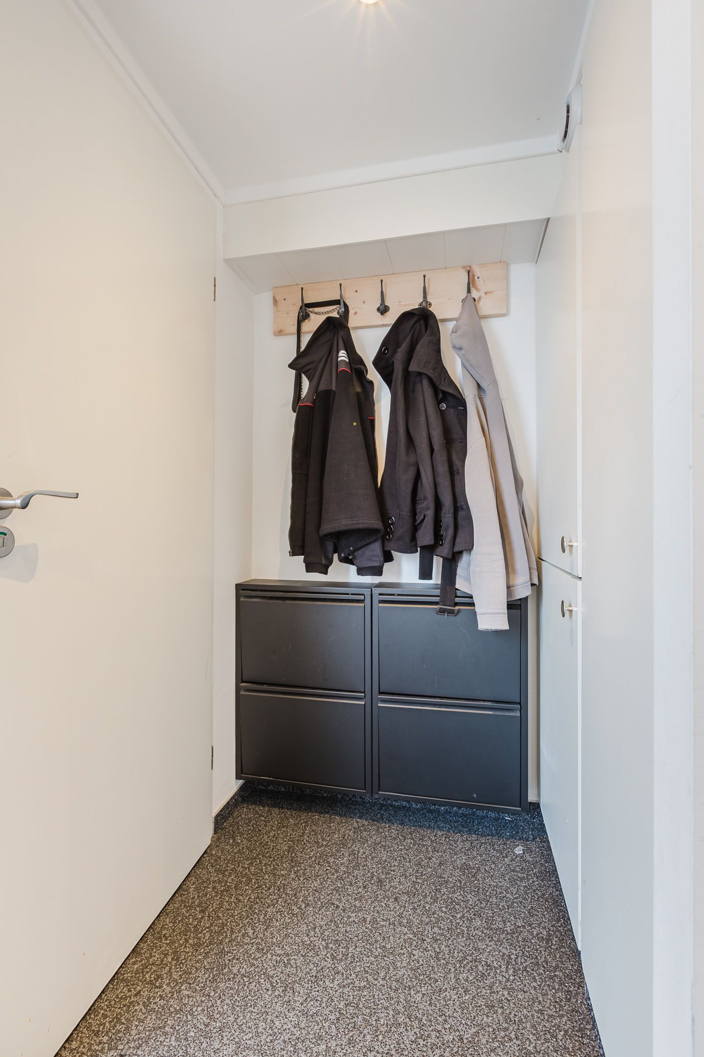 Photo 9 of Vronen 60