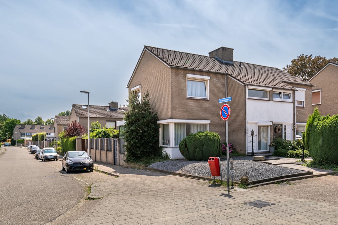 Photo 23 of Bronkstraat 31