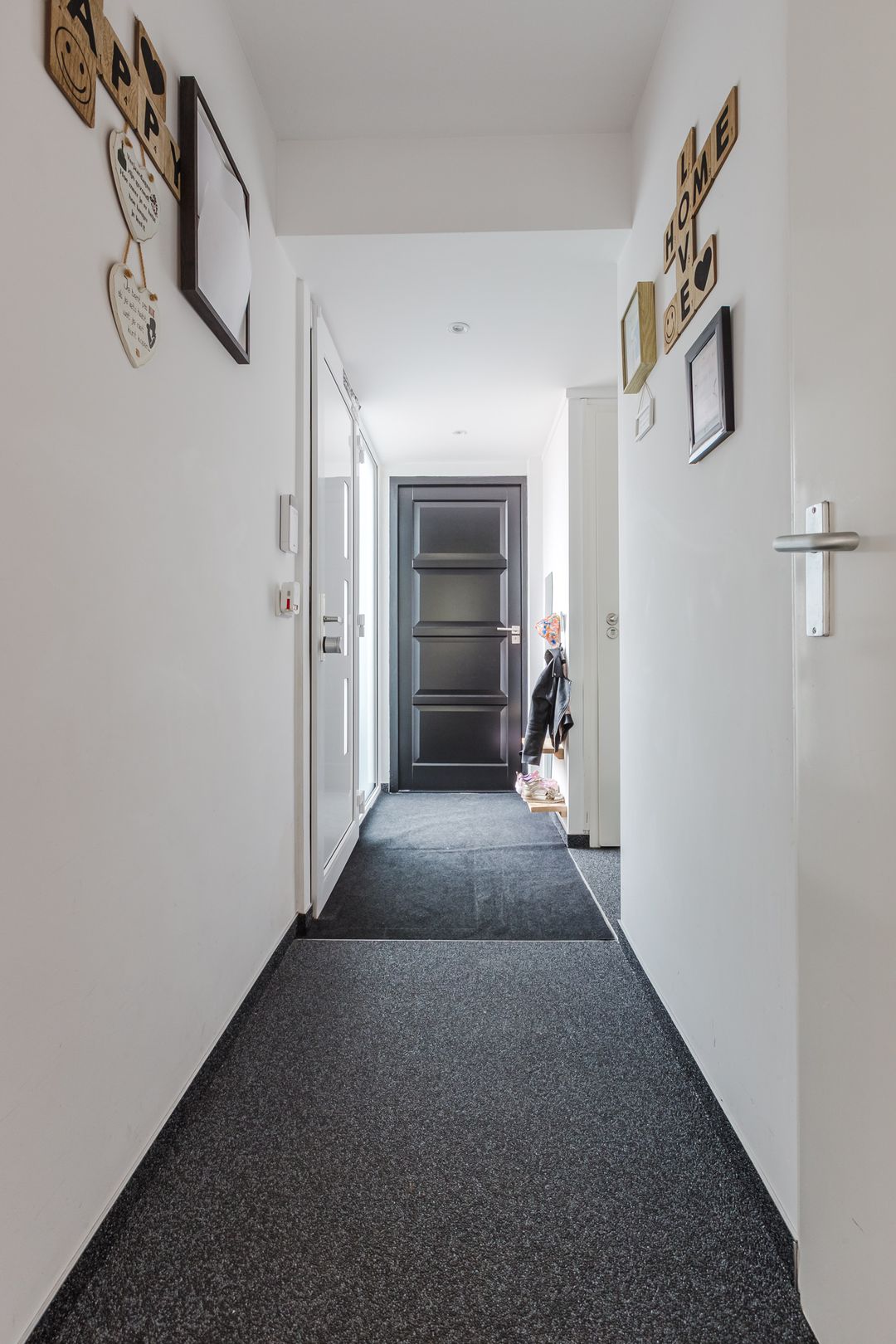 Photo 8 of Vronen 60