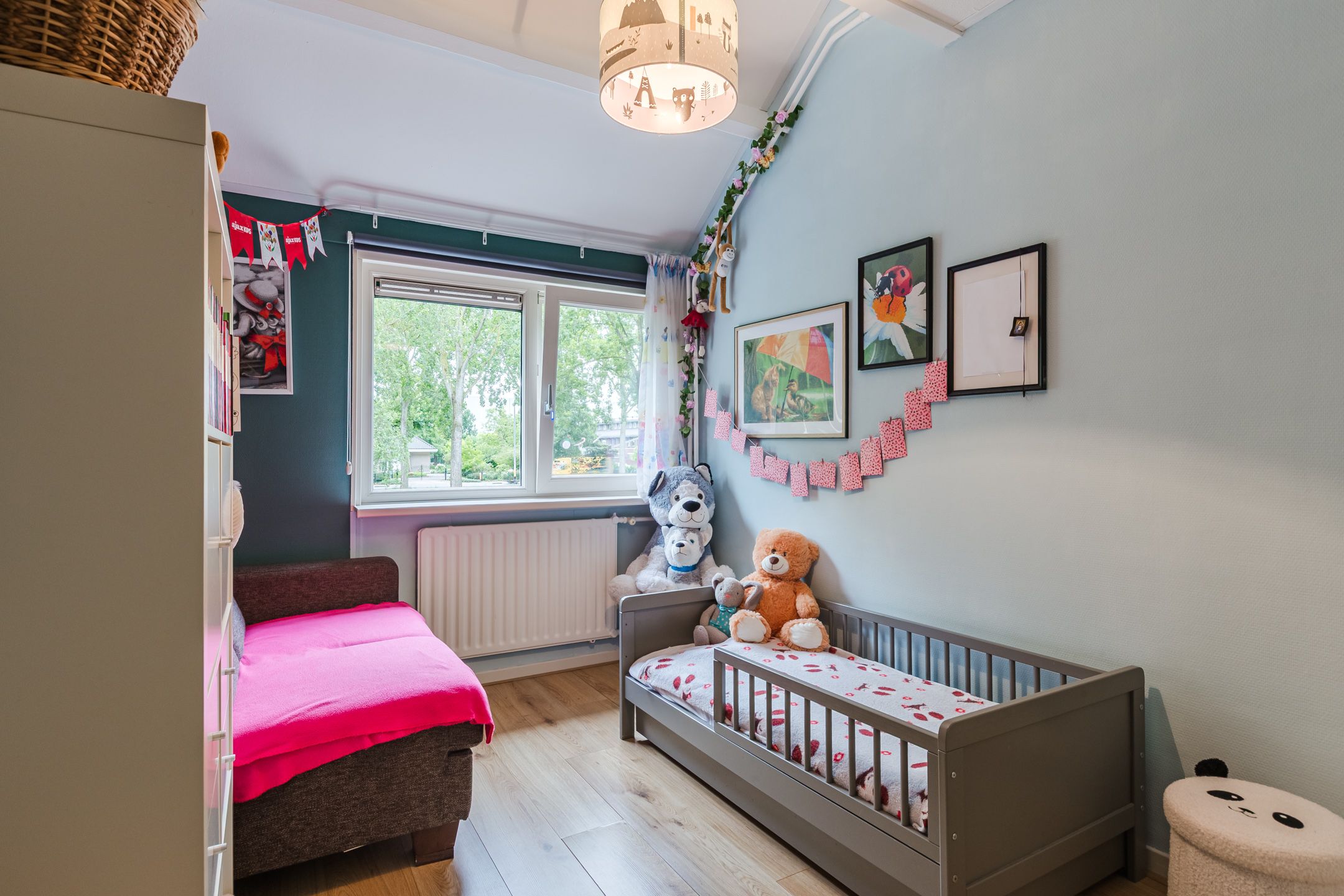 Photo 33 of Vronen 60