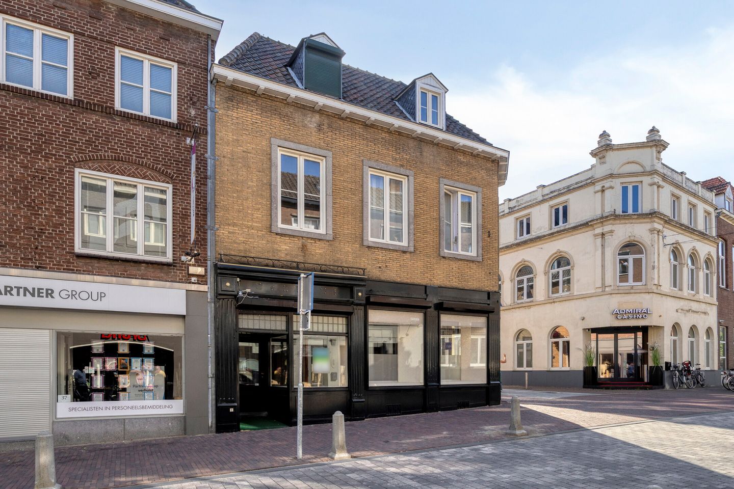 View photo 2 of Neerstraat 39-41