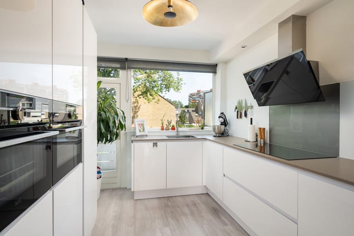 Photo 4 of J.J. Vorrinkstraat 26