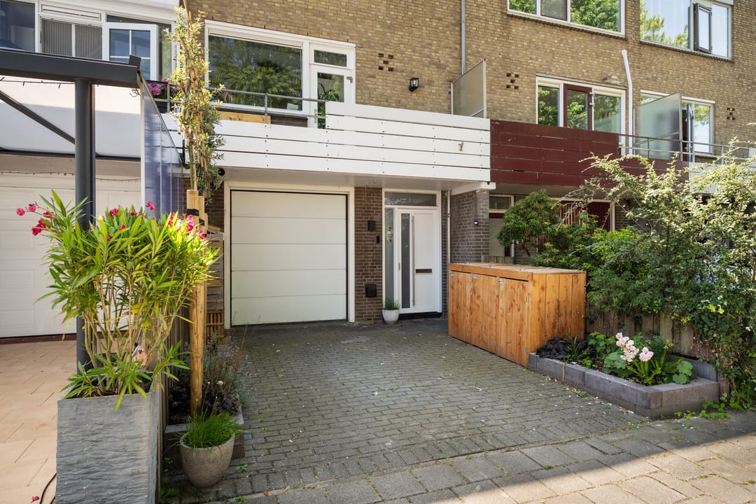 Photo 2 of J.J. Vorrinkstraat 26