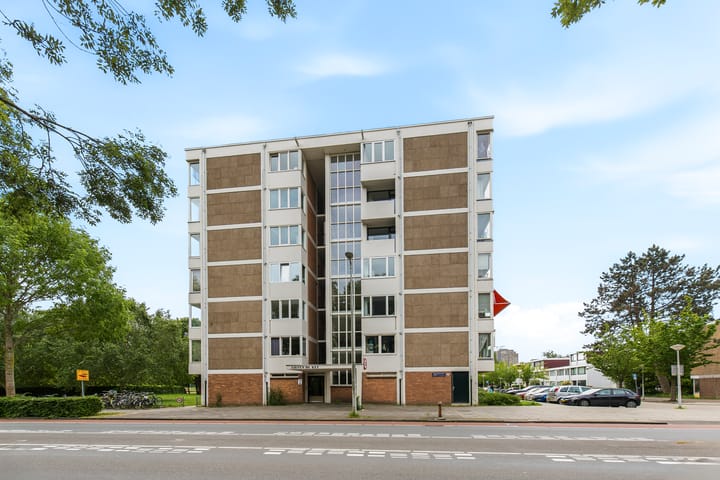 Photo 2 of Van Boshuizenstraat 375