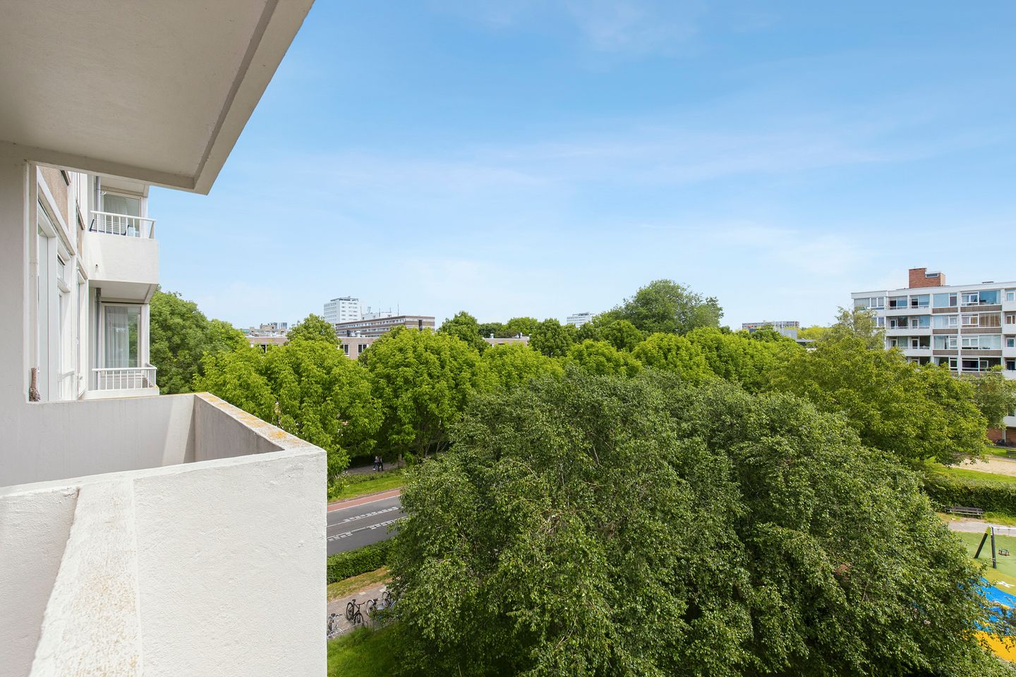 Photo 19 of Van Boshuizenstraat 375