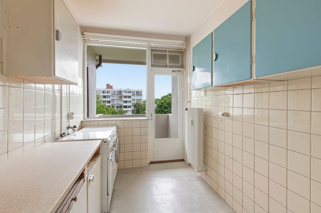Photo 17 of Van Boshuizenstraat 375