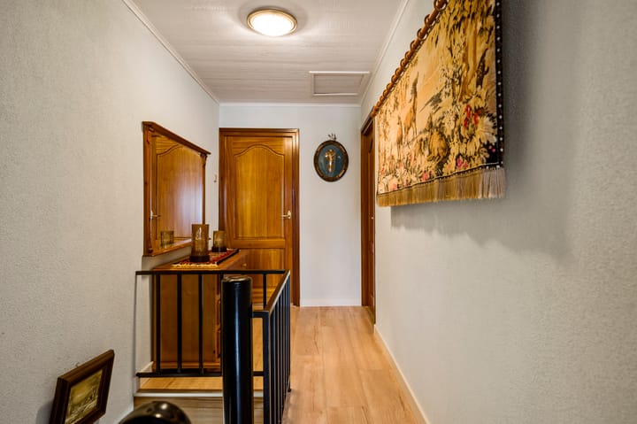 Tussenwoning te koop: Burgemeester thomas wackersstraat 23, Roermond