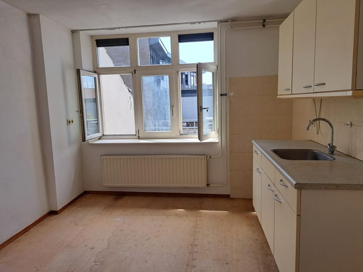 Foto 4 van Vijfharingenstraat 8-D10