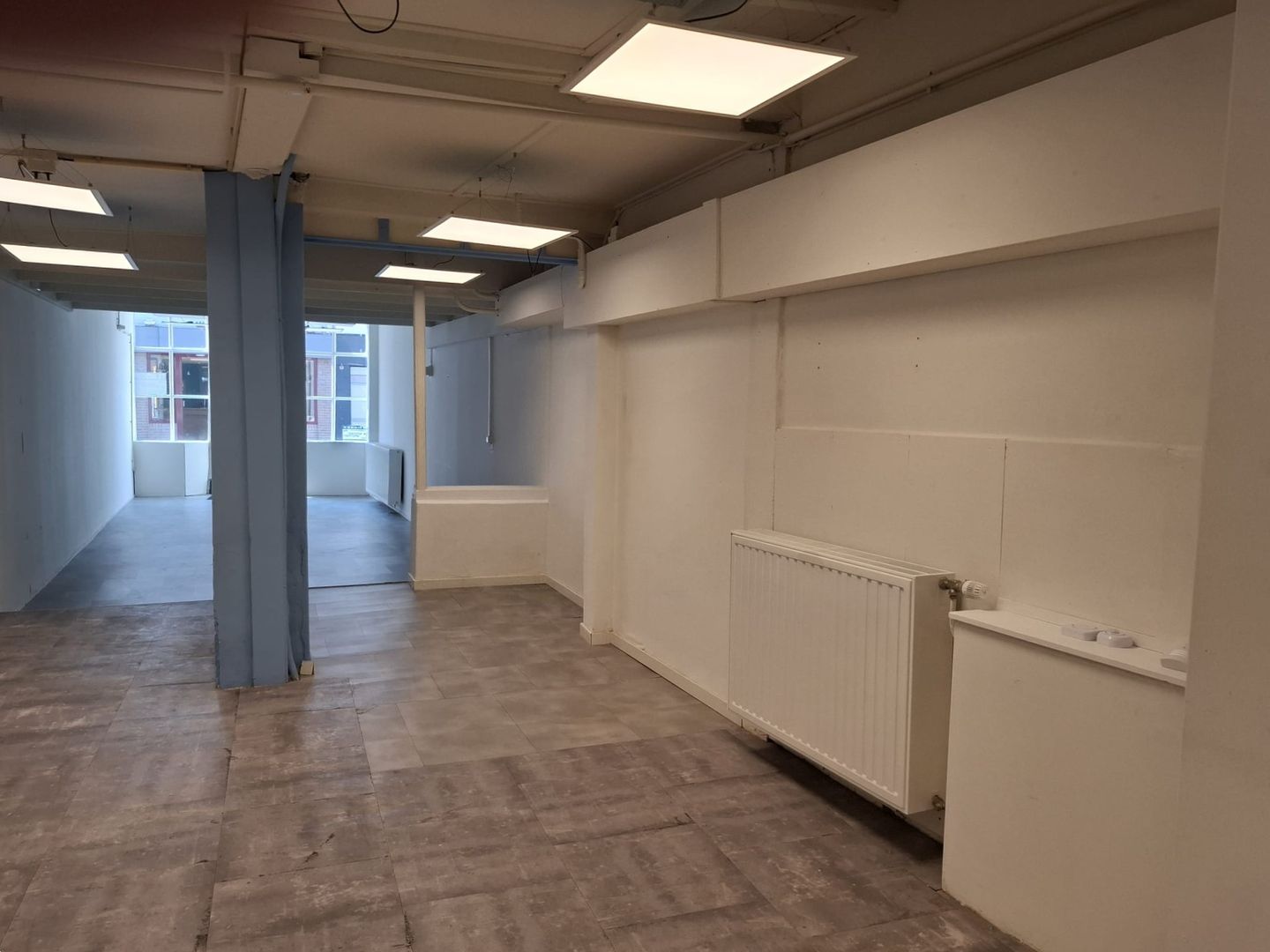 View photo 3 of Lange Vorststraat 68