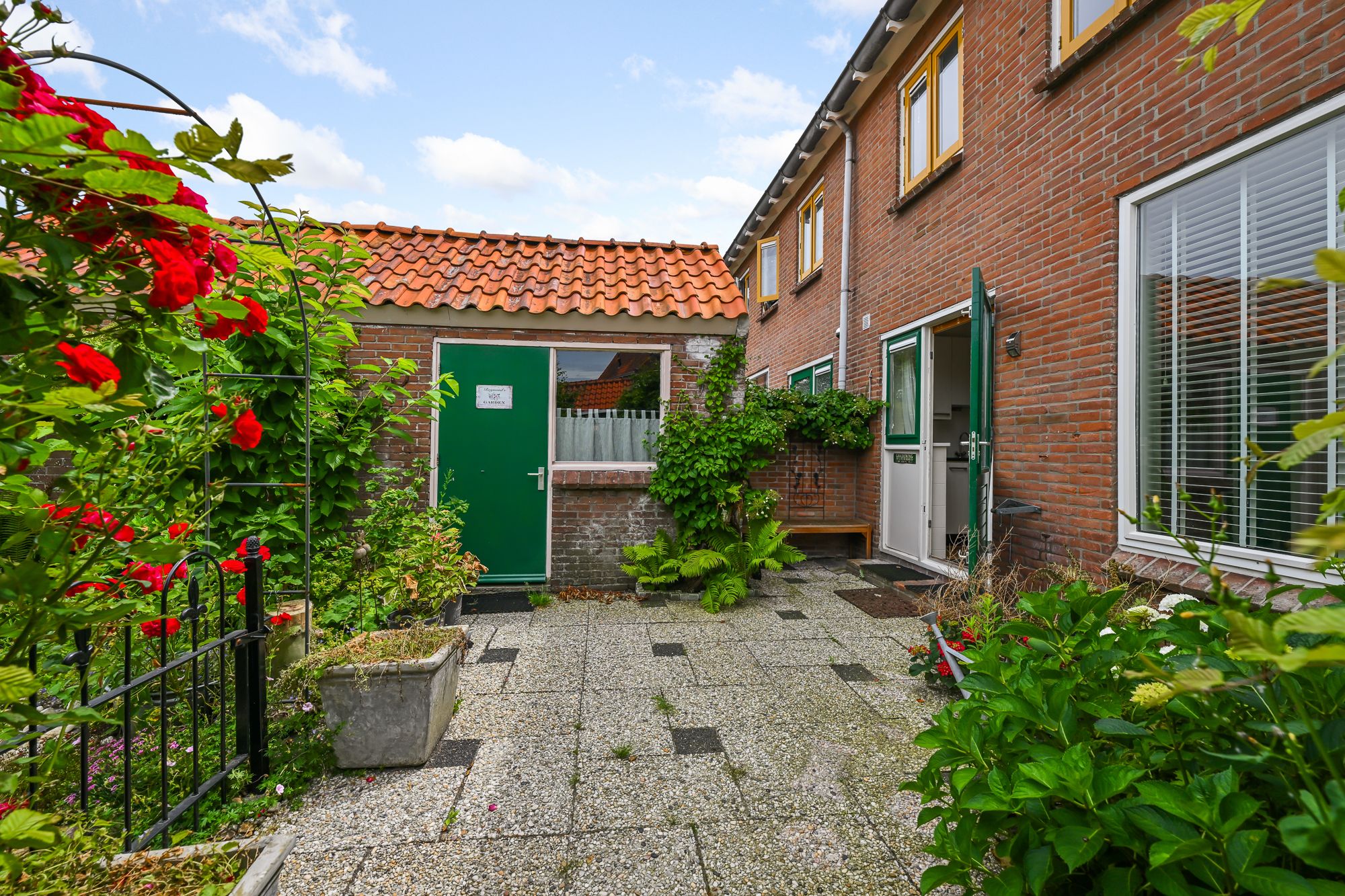 Photo 12 of Burgemeester Ferfstraat 3