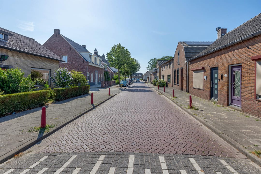 Photo 37 of Kloosterstraat 12
