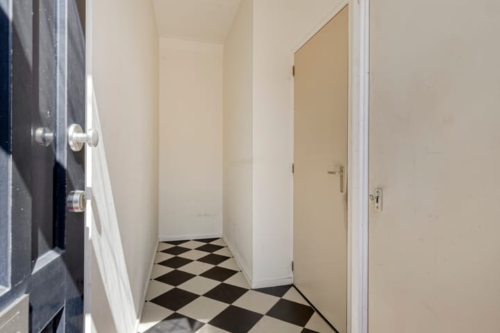 Tussenwoning te koop: Oude Werfstraat 21, Middelburg