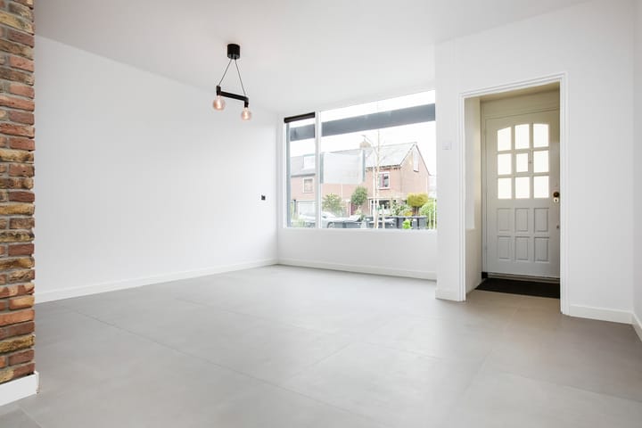 Photo 3 of Jupiterstraat 18