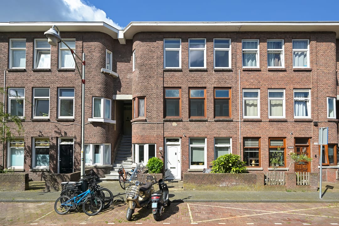 Foto 1 van Larensestraat 121