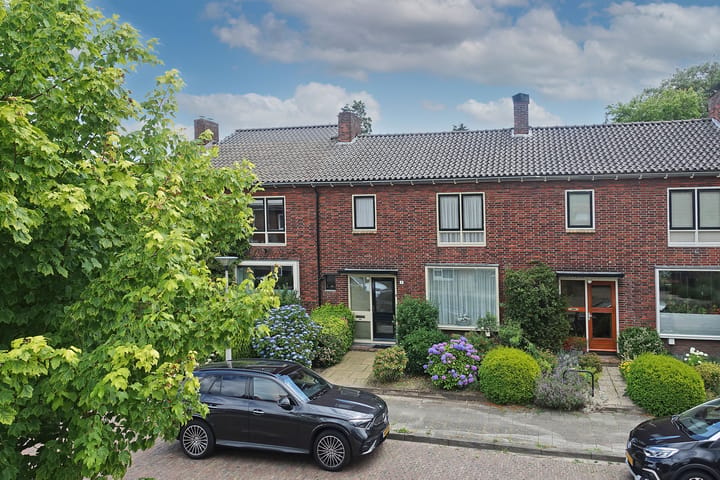 Photo 5 of Van Hogendorpstraat 3