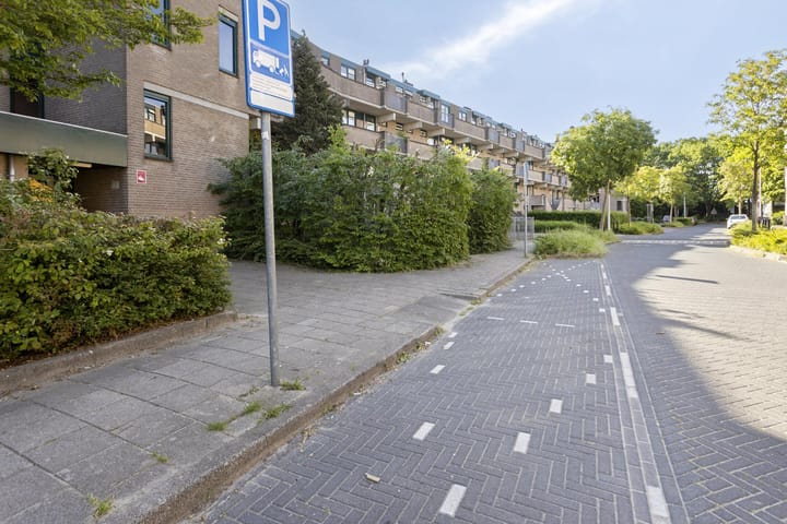 Photo 3 of Papendrechtstraat 27