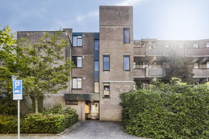 Photo 2 of Papendrechtstraat 27