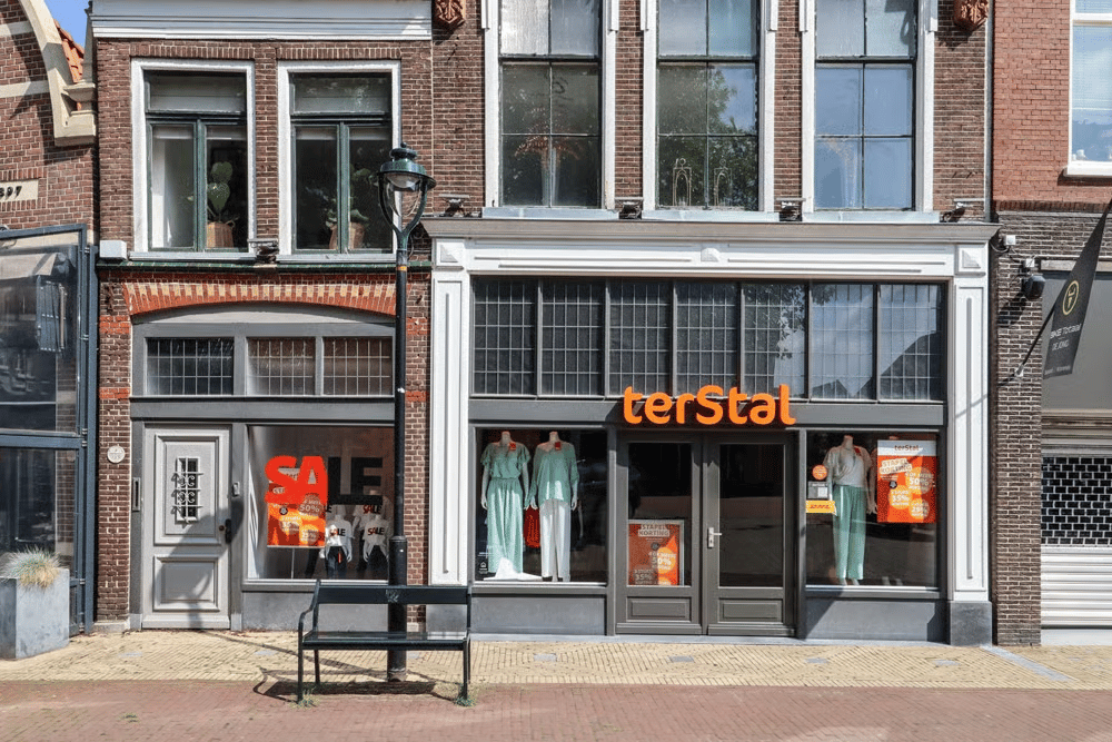Bekijk foto 1 van Marktplein 7