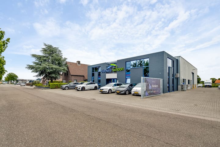 Moesdijk 12-F, Weert