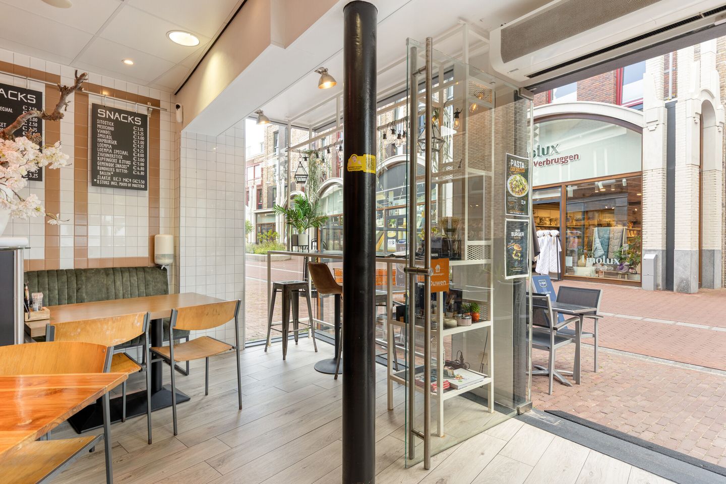Bekijk foto 3 van Walstraat 2-B