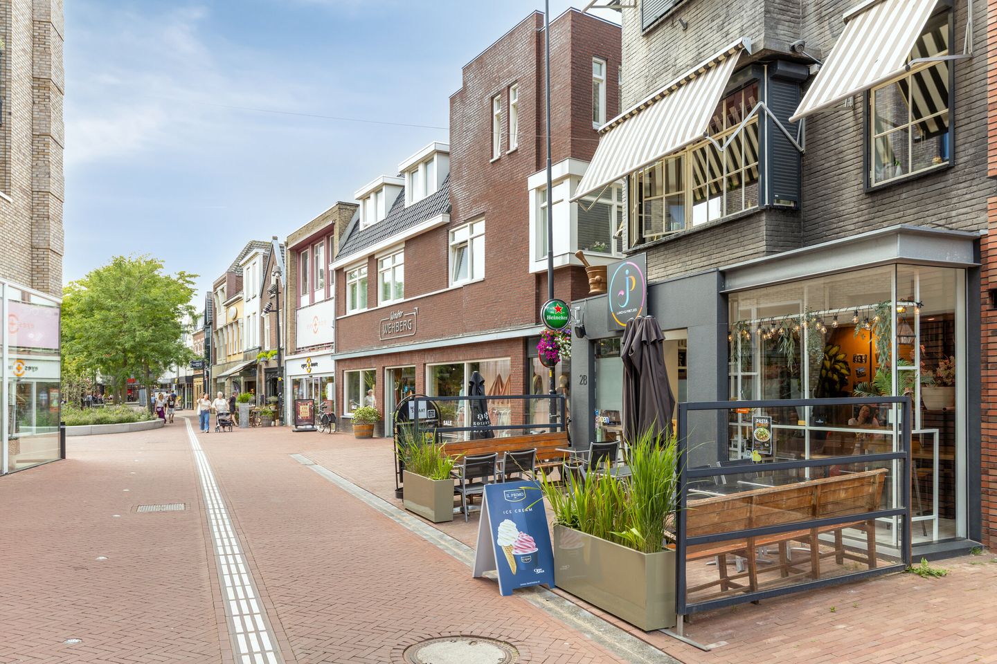 Bekijk foto 2 van Walstraat 2-B