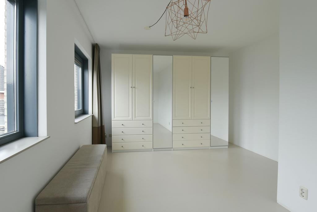 Photo 6 of Huygensstraat 74