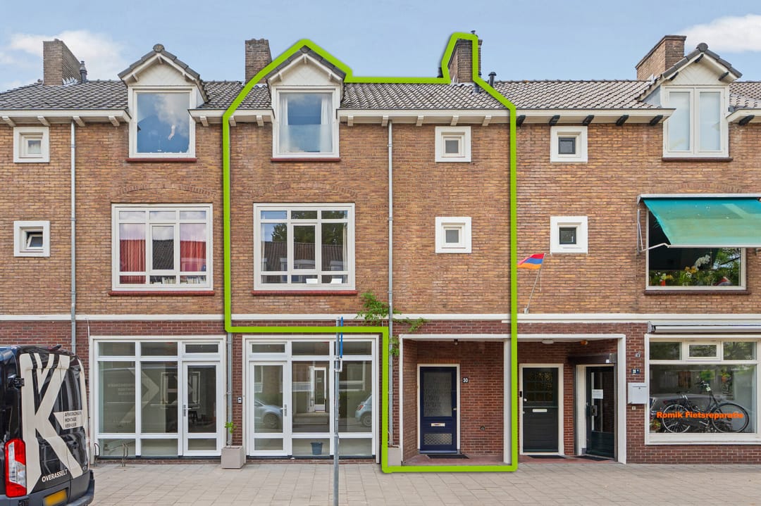 Photo 1 of Professor Molkenboerstraat 30