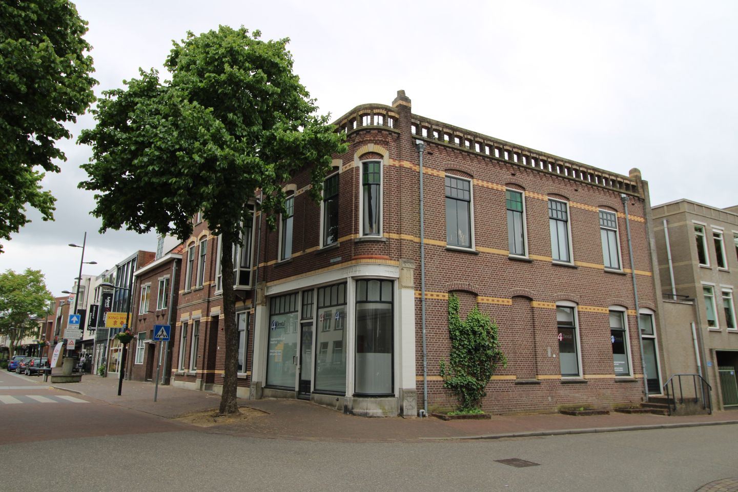 View photo 3 of Grotestraat 2