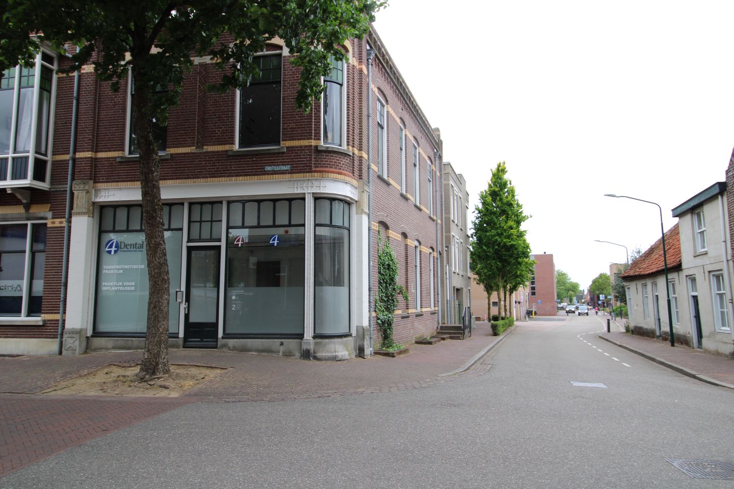 View photo 4 of Grotestraat 2