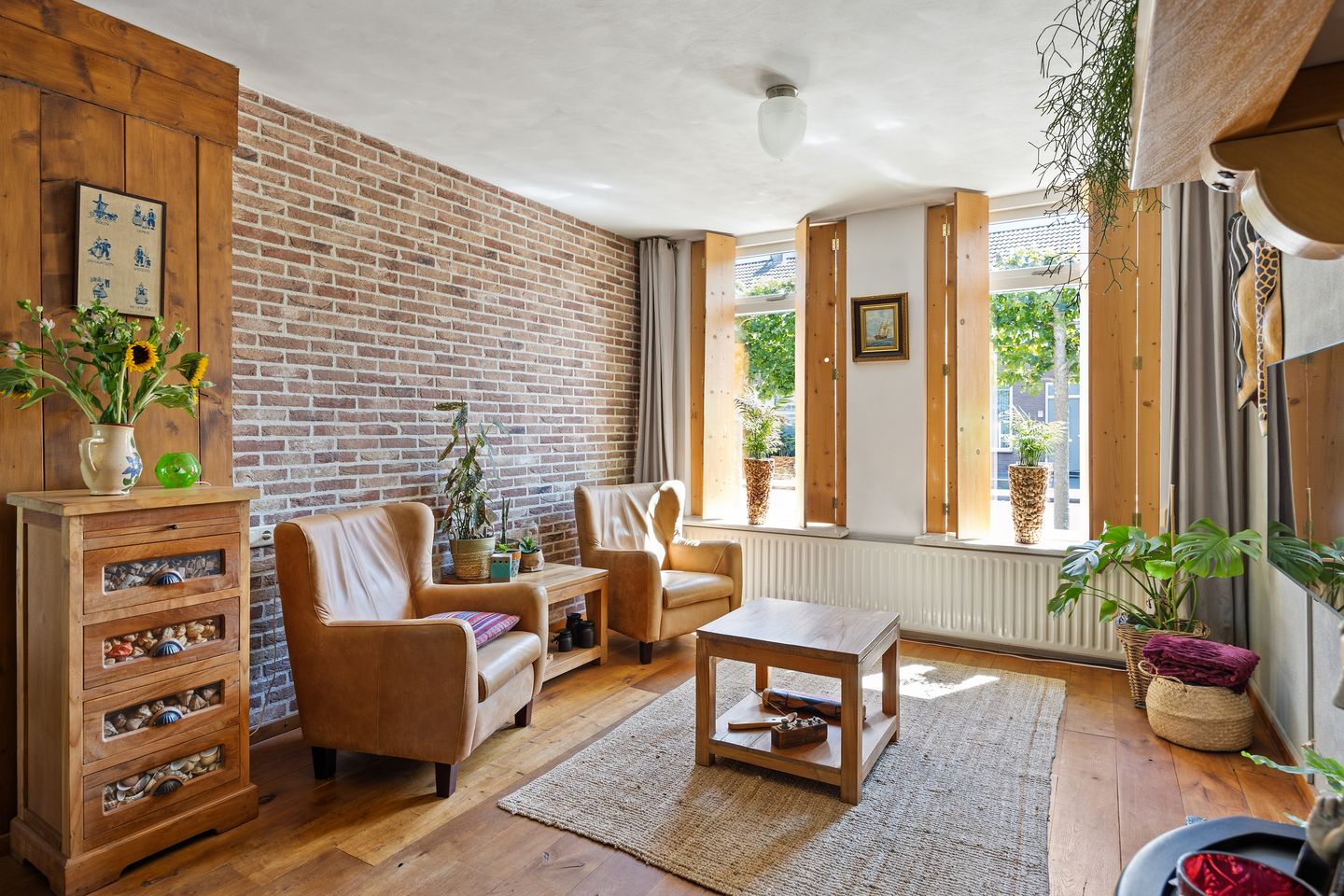 Photo 10 of Leliestraat 31