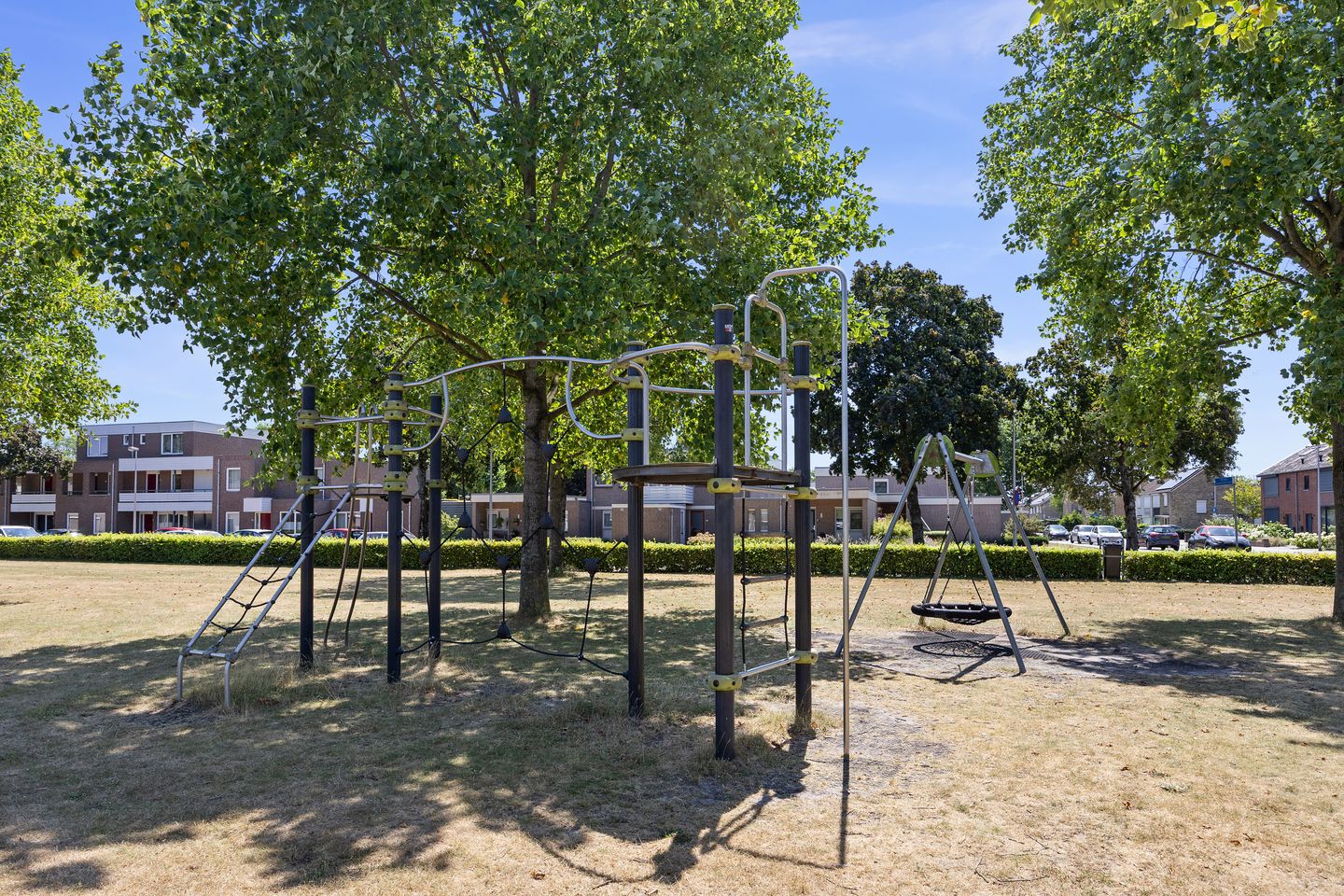 Photo 49 of Leliestraat 31