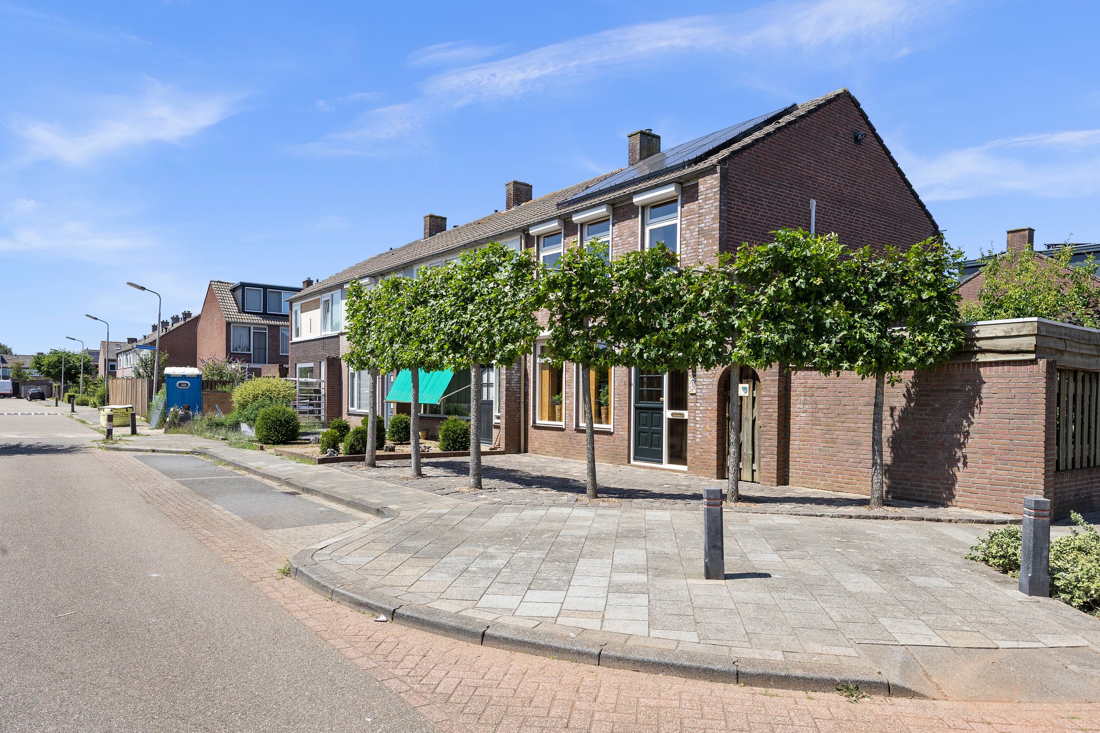 Photo 48 of Leliestraat 31