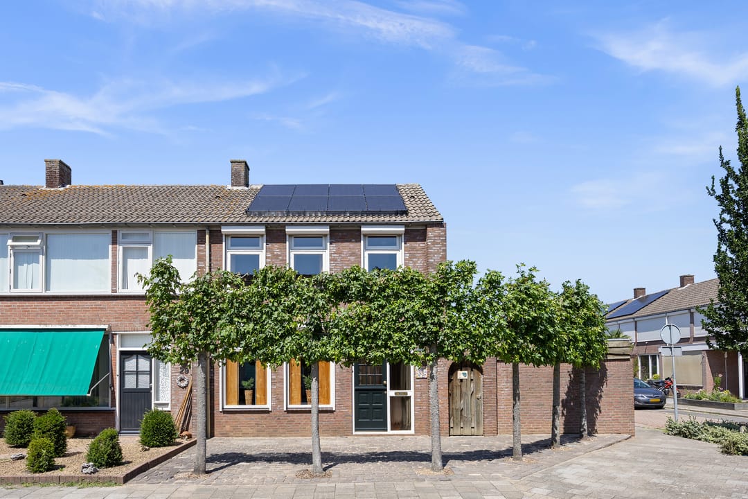 Photo 46 of Leliestraat 31