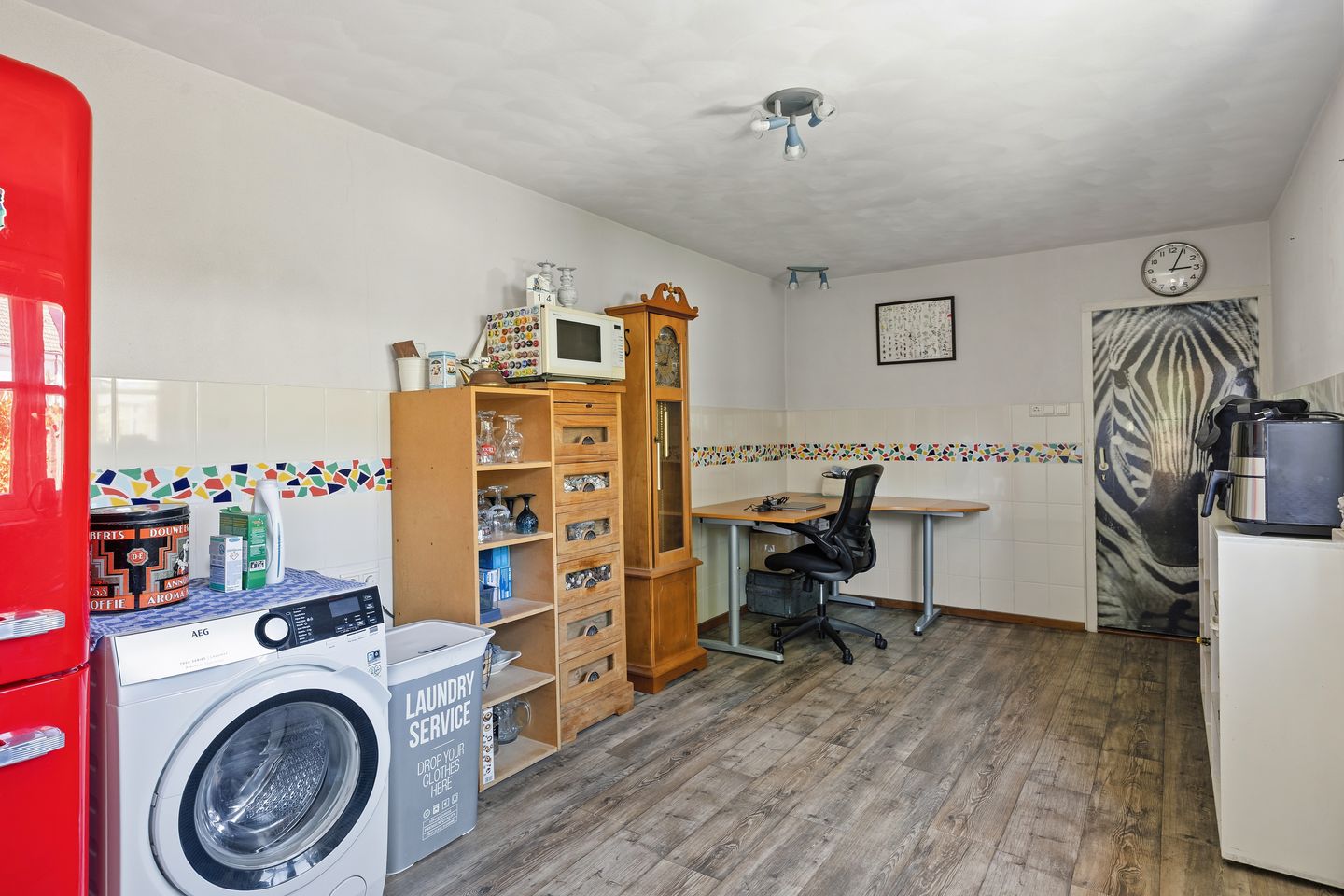 Photo 19 of Leliestraat 31