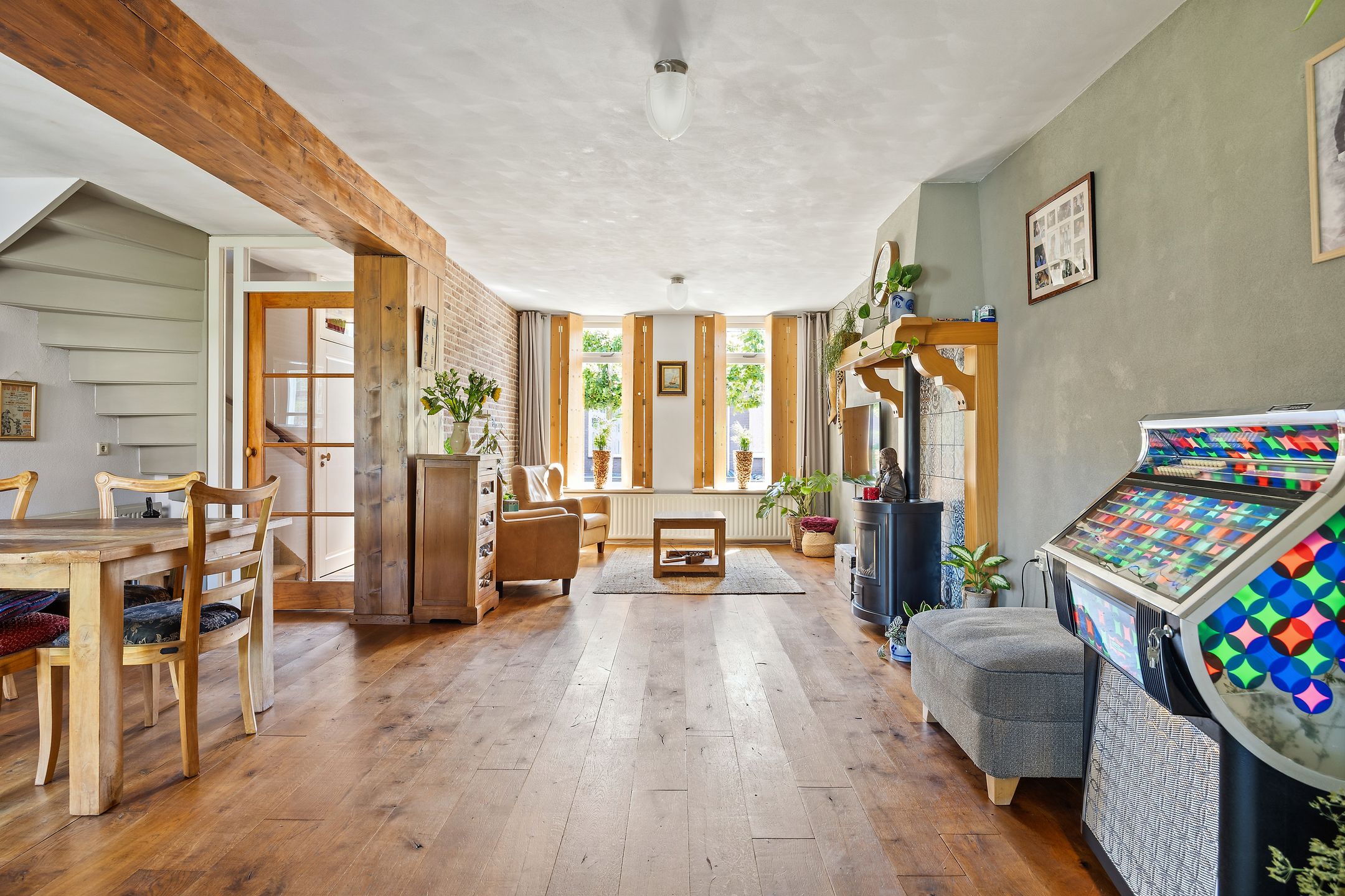 Photo 9 of Leliestraat 31