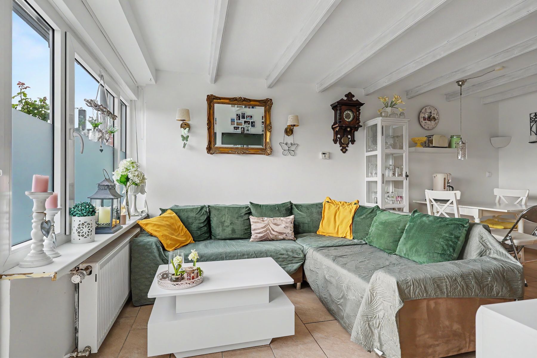 2-bedroom freehold villa in Dirkshorn — photo 2 of 5