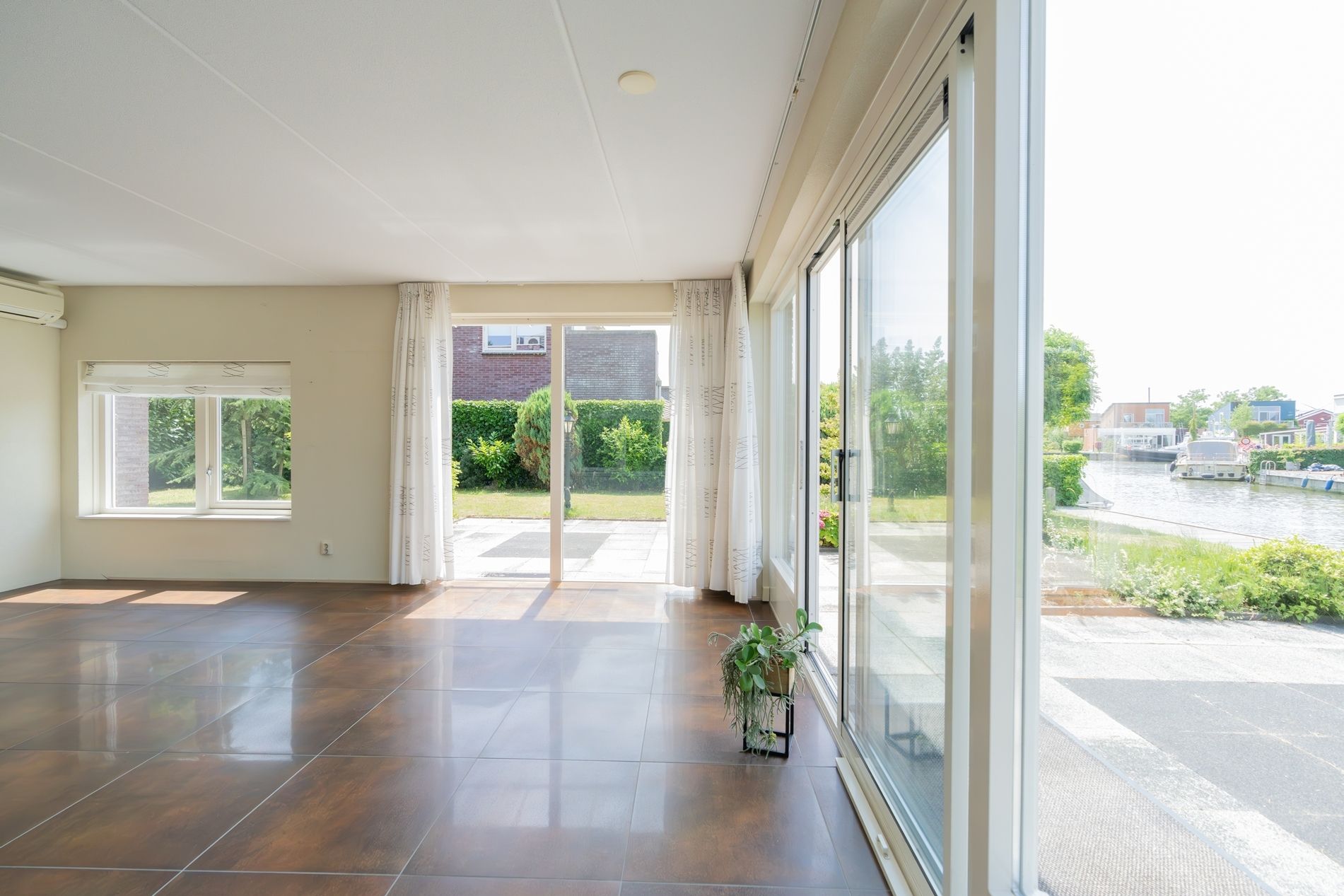 2-bedroom freehold villa in Oude-Tonge — photo 5 of 5