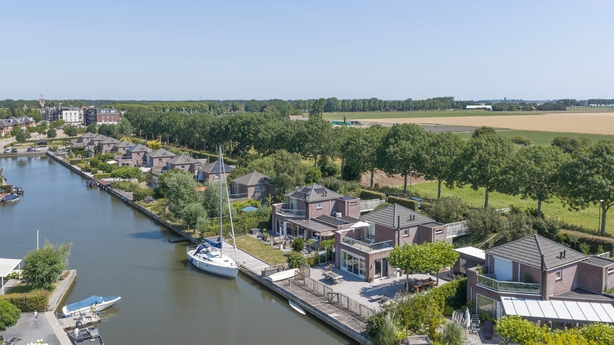Foto 25 van Suisendijk 14-26